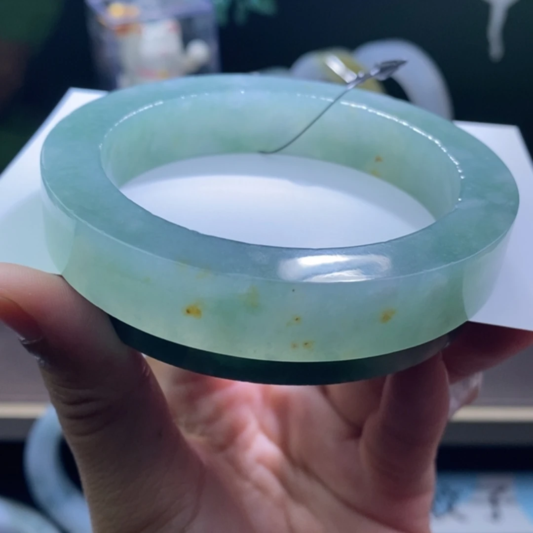 未镶嵌翡翠定制翡翠