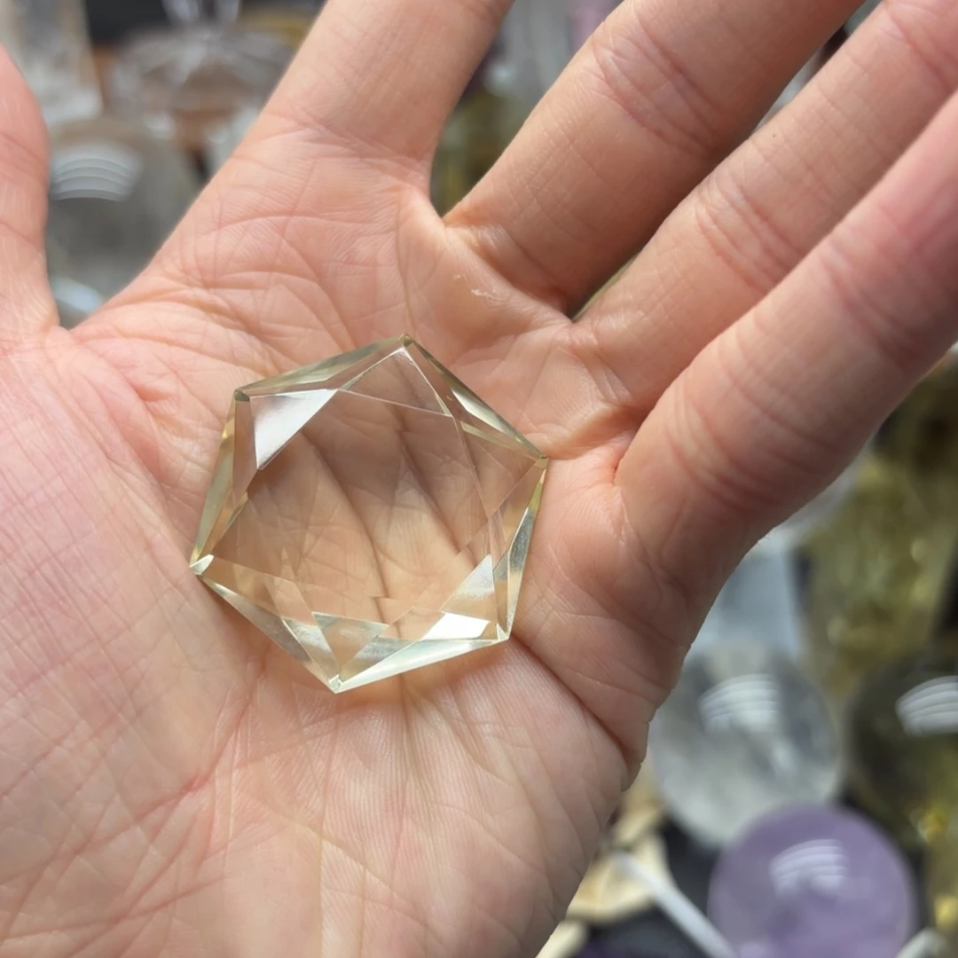 水***员未镶嵌珠宝半成品水晶