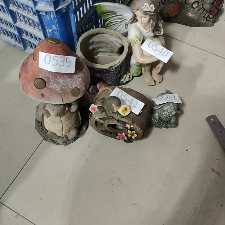 摆件?**c孤品老货各类微瑕瓷