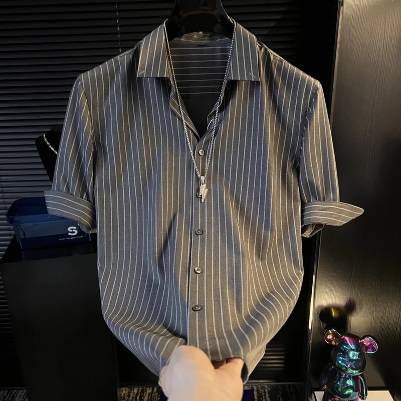 夏季韩版修身短袖休闲衬衣男士五分袖衬衫上衣男中袖帅气潮流百搭