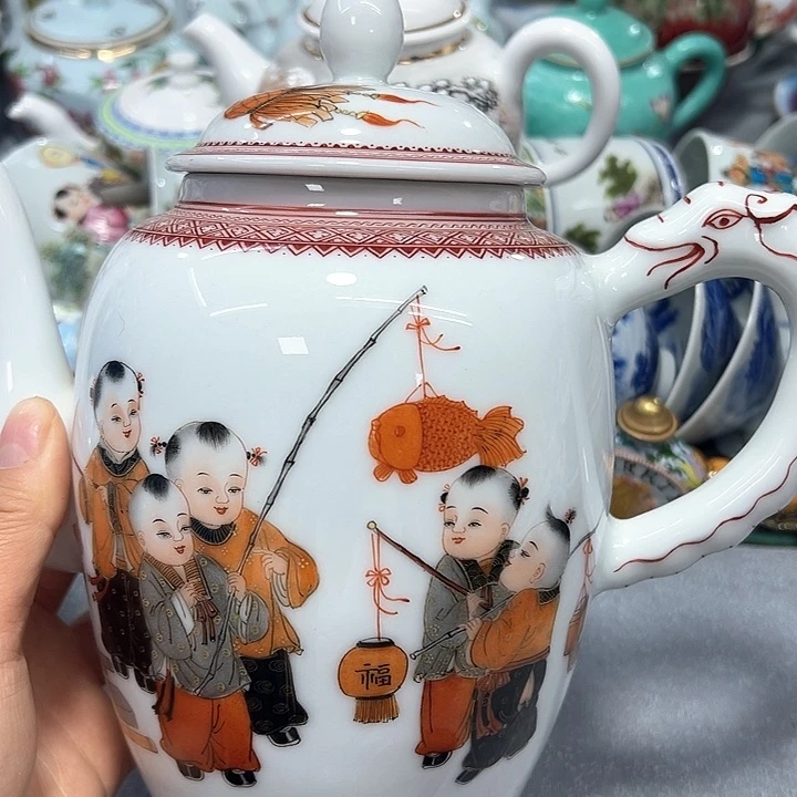 景德镇陶瓷艺术品欢*