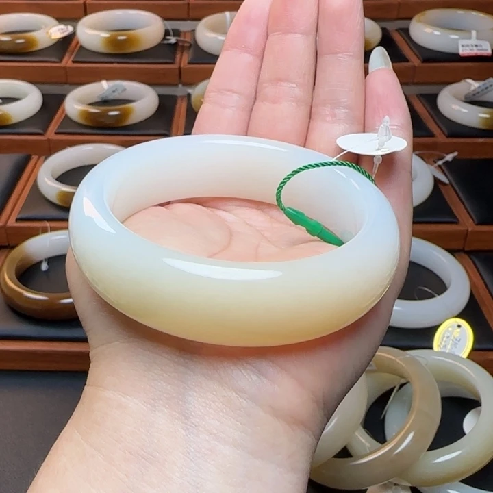 和田玉未镶嵌手镯 60 61细润蜜糖无包容