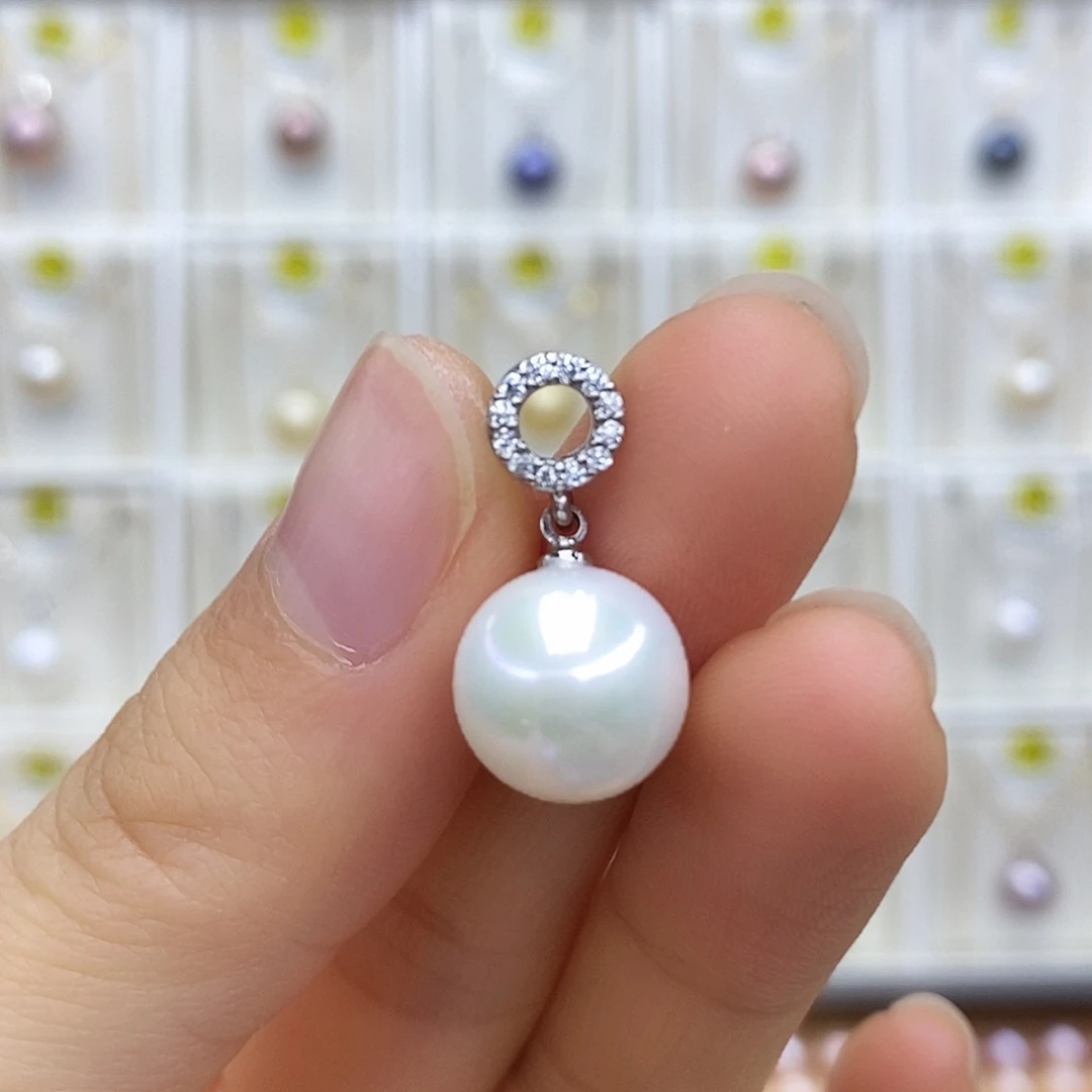 淡水珍珠吊坠(赠链)未镶嵌