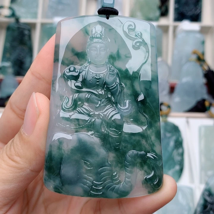 啊***永翡翠未镶嵌颈饰普贤