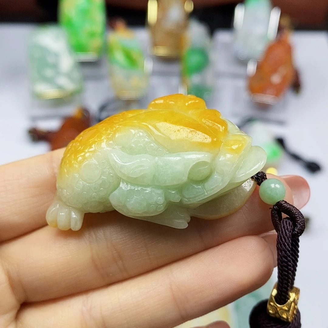 颈饰未镶嵌翡翠天然翡翠A货