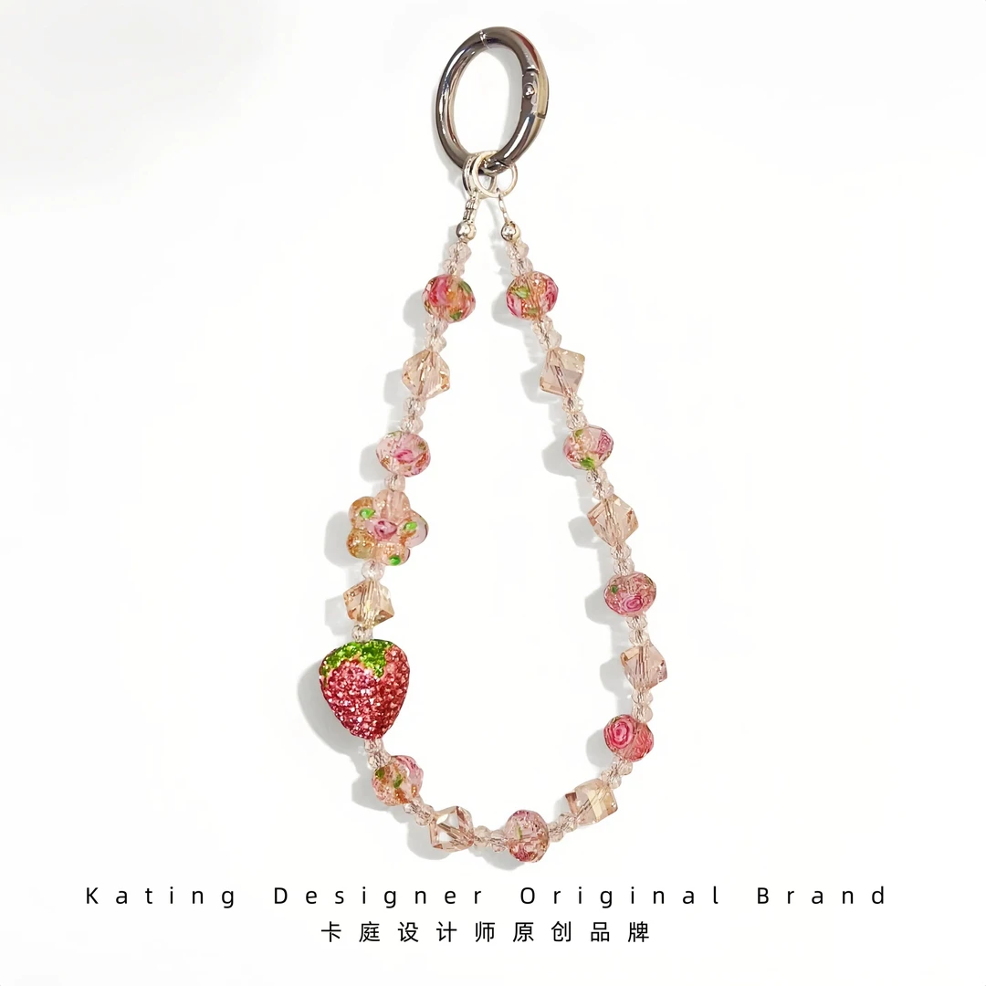 卡庭正品玫瑰草莓水晶手机链高级感2025网红新款斜挎挂脖绳包挂件