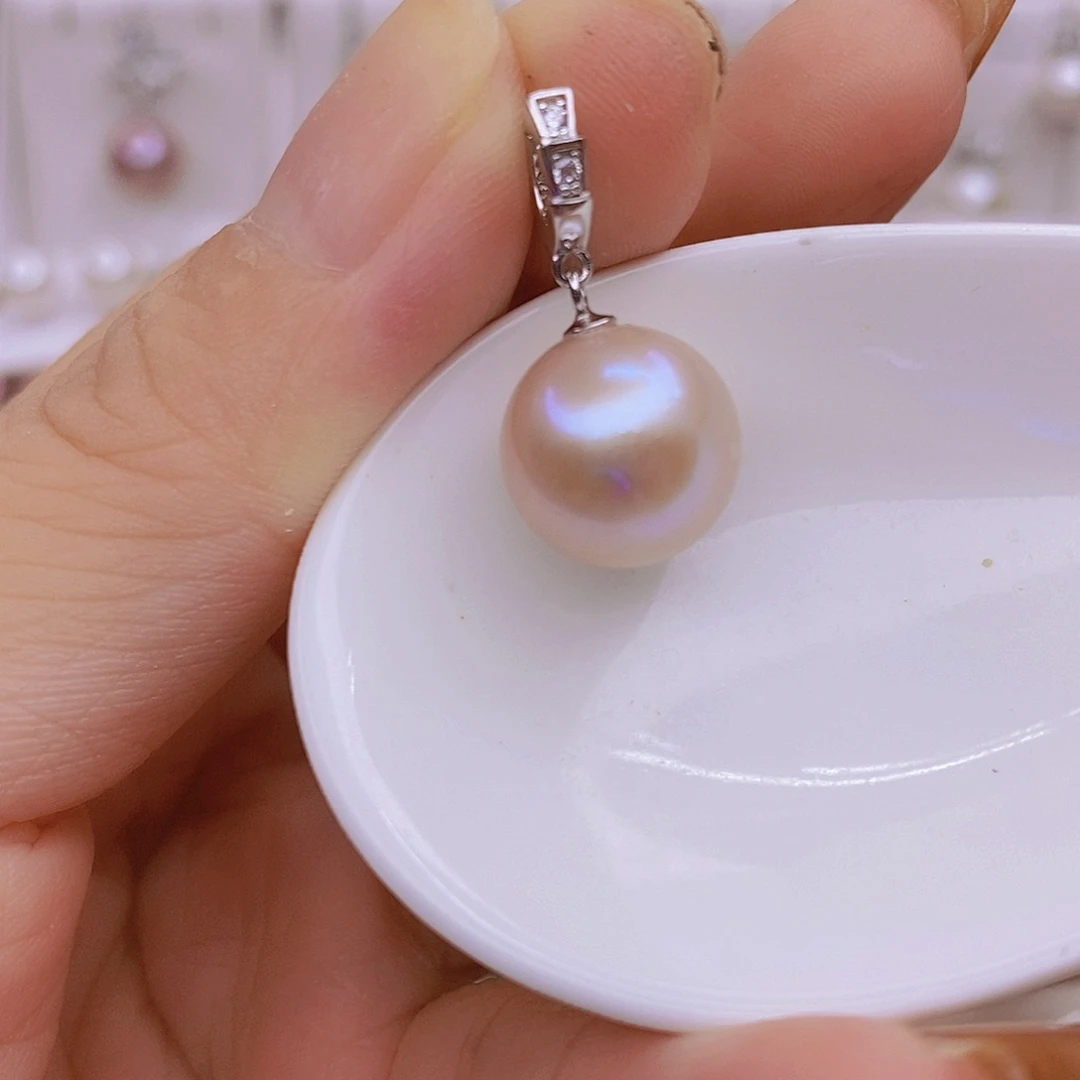 银S925镶嵌淡水珍珠吊坠(赠链)