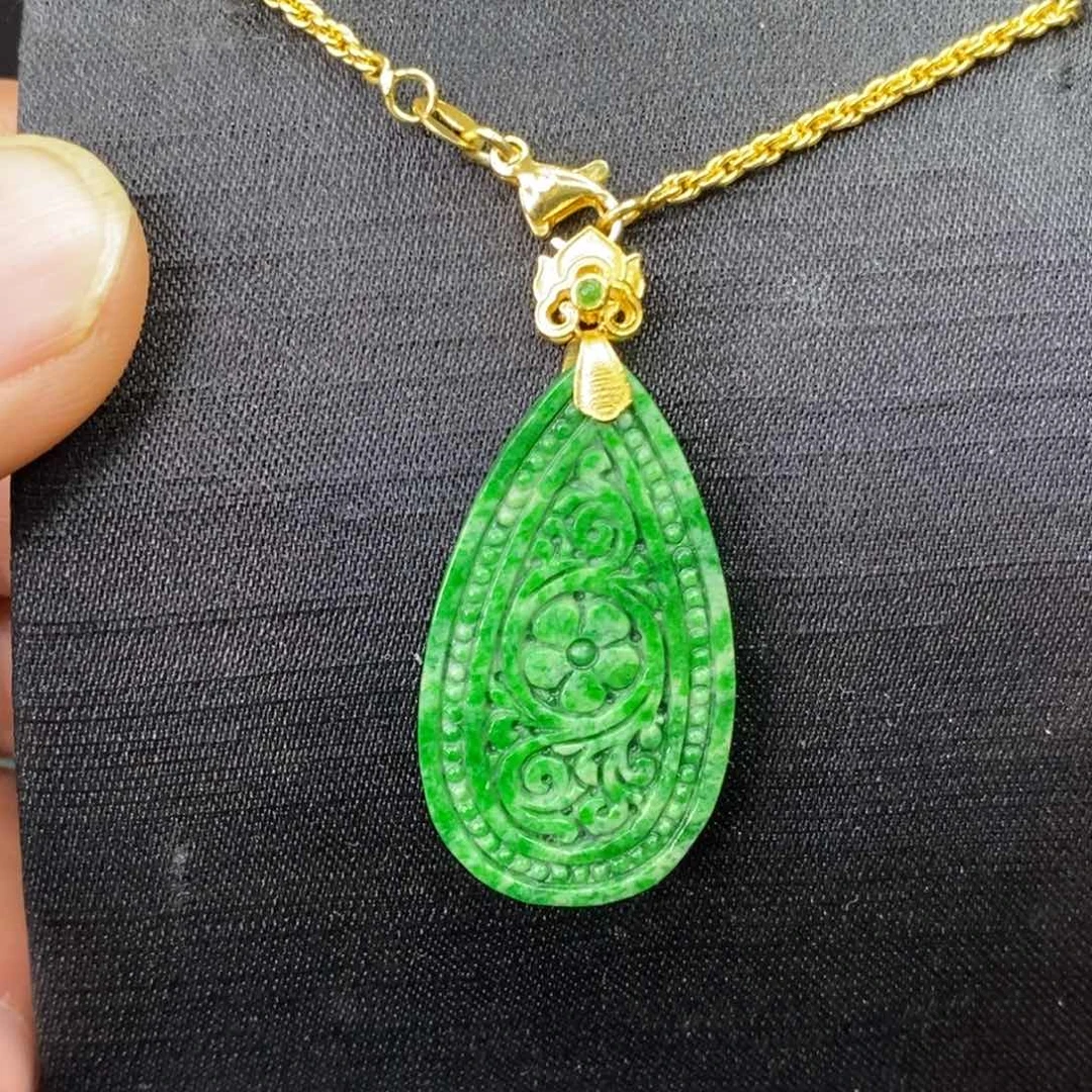 颈饰未镶嵌翡翠吊坠