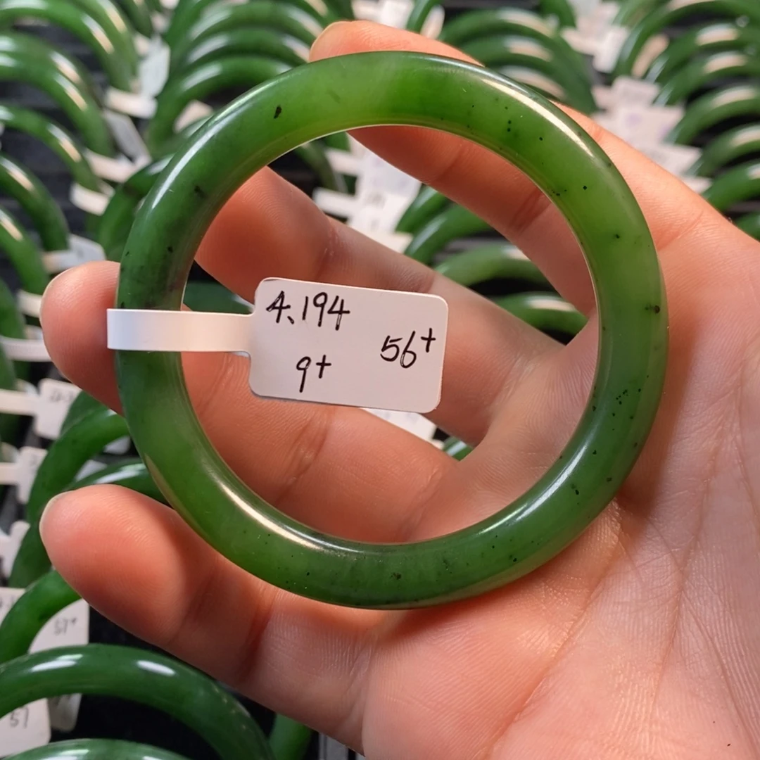 和田玉（碧玉）未镶嵌手镯56