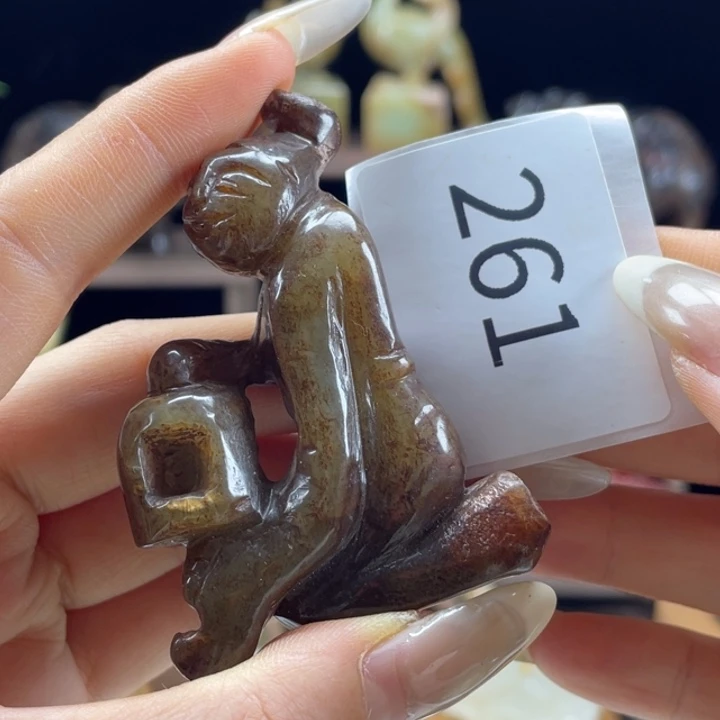 和田玉（糖玉）未镶嵌挂件