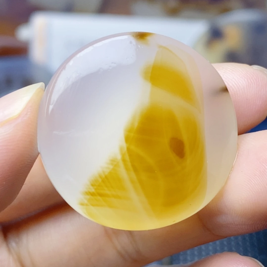 玛瑙/玉髓未镶嵌珠宝奇石