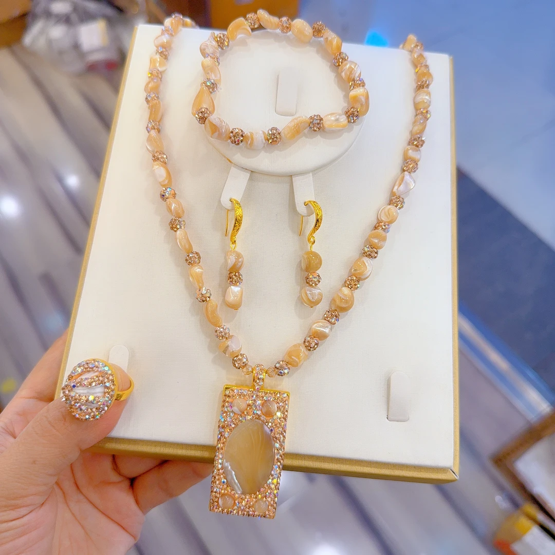 铜合金亚克力项链 爆款时尚四件套首饰sadap yito送妈妈礼物