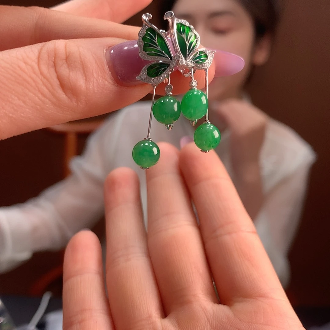 壹***壹翡翠18K金镶嵌耳饰