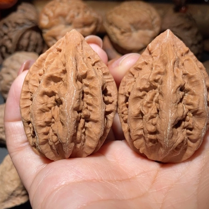 把件文玩核桃东北楸子小雪92