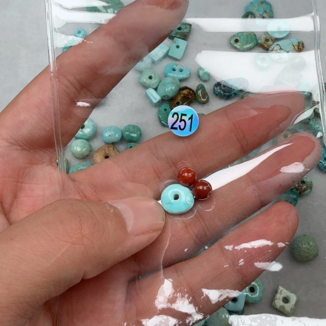 南红玛瑙未镶嵌珠宝奇石