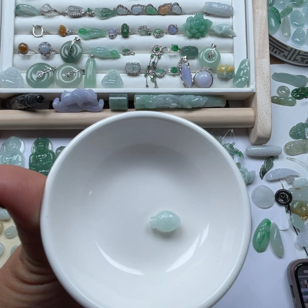 翡翠颈饰未镶嵌56786788