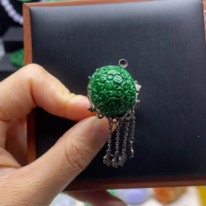 翡翠未镶嵌戒指翡翠戒指