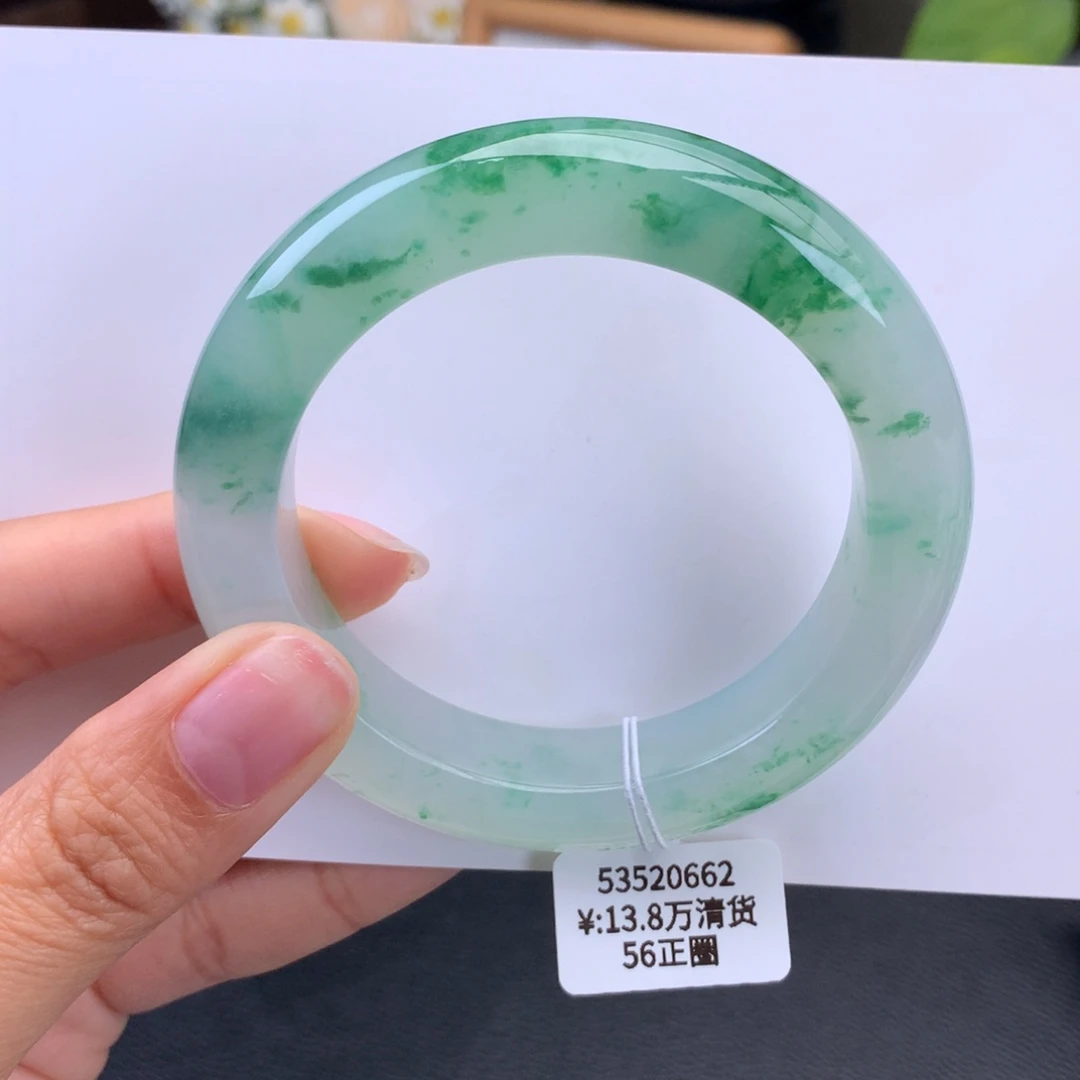 翡翠手镯未镶嵌冰飘绿花手镯