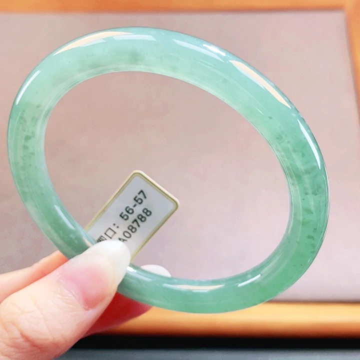 翡翠未镶嵌手镯翡翠手镯44