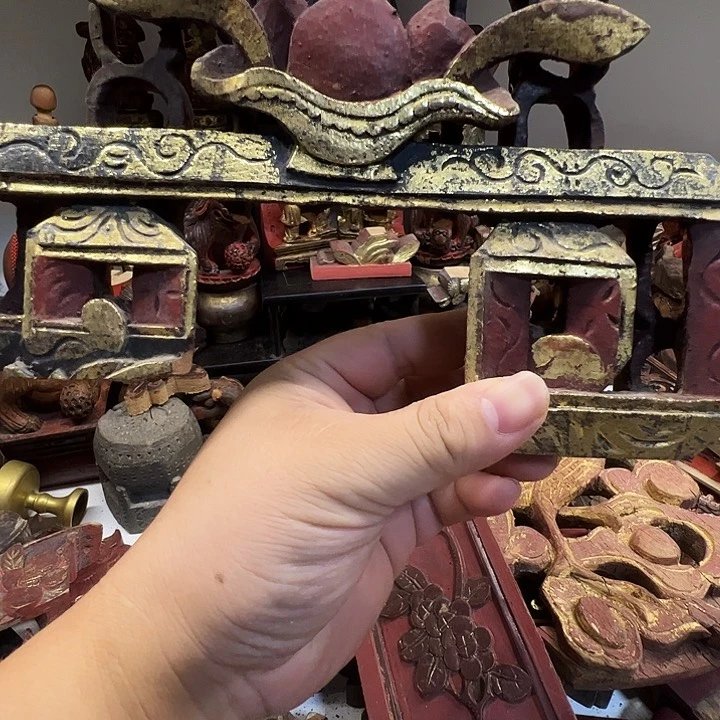 木（非红木类）山****场木雕博古架一个