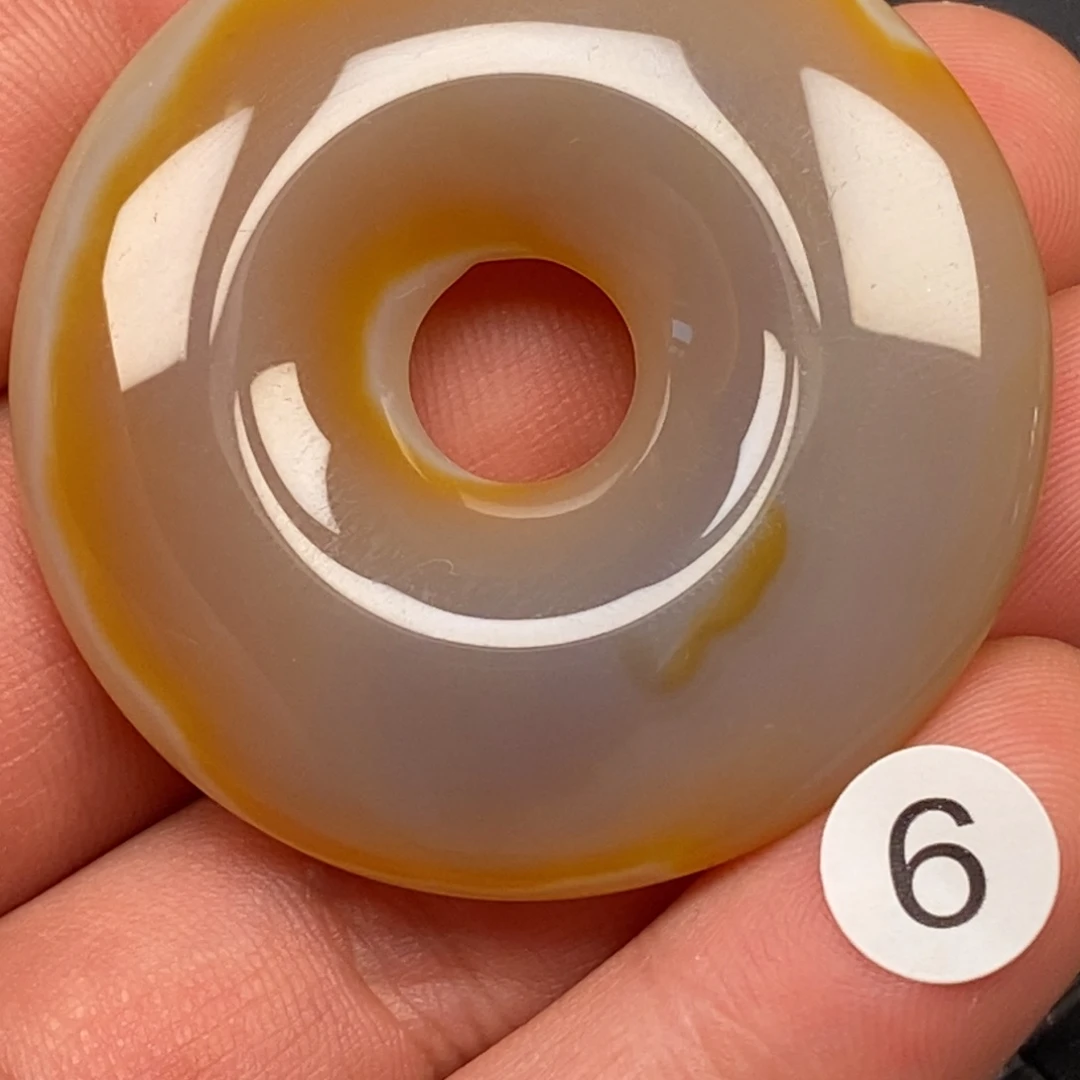 水***扬玛瑙/玉髓未镶嵌颈饰挂件