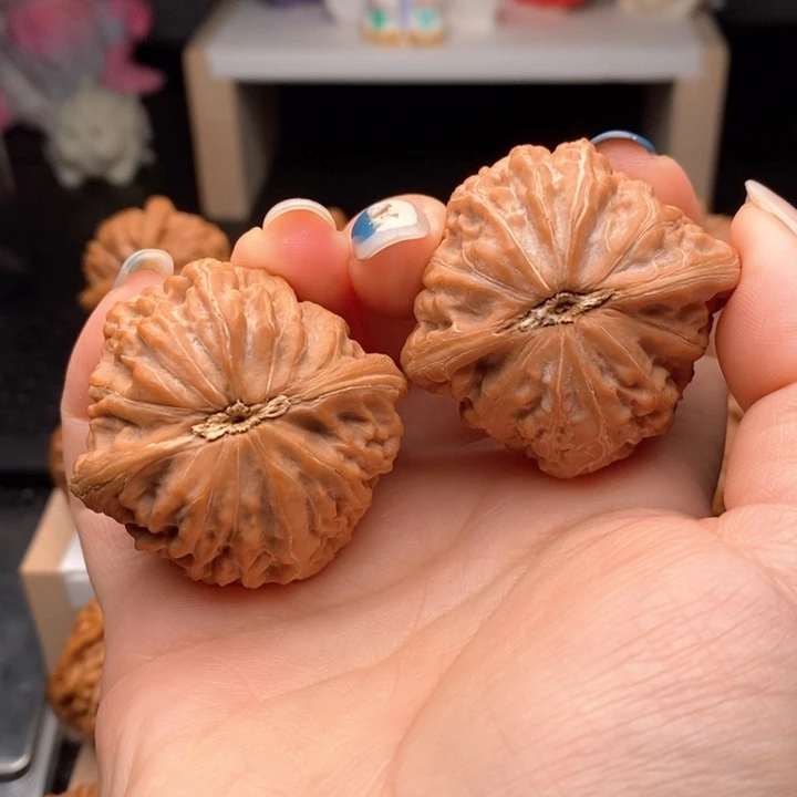 夜***高文玩核桃把件铁锤