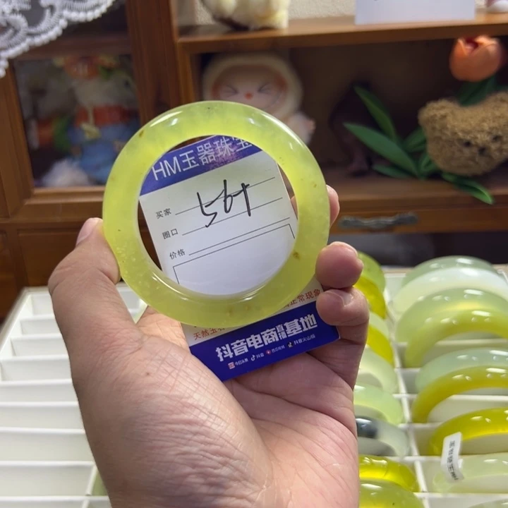 蛇纹石玉未镶嵌手镯618