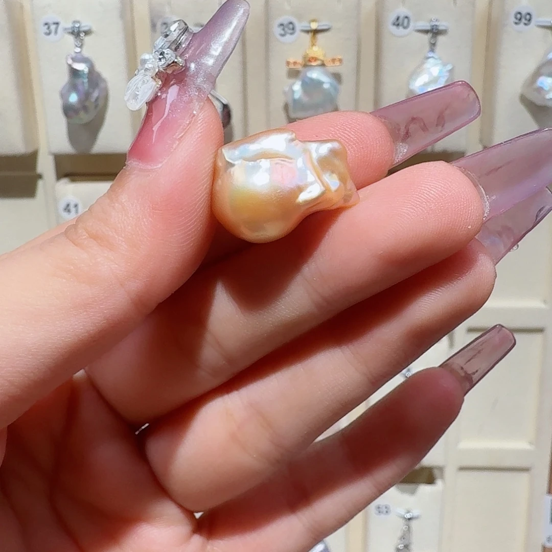 合金颈饰淡水珍珠
