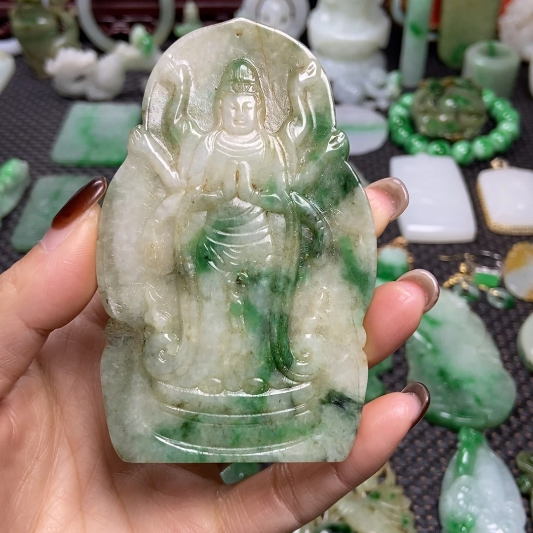 翡翠未镶嵌挂件清