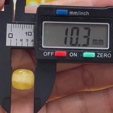 【闪购商品】裸石蜜蜡未镶嵌84杂