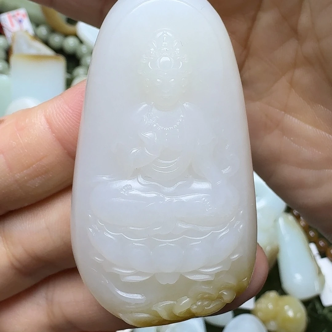 和田玉颈饰未镶嵌