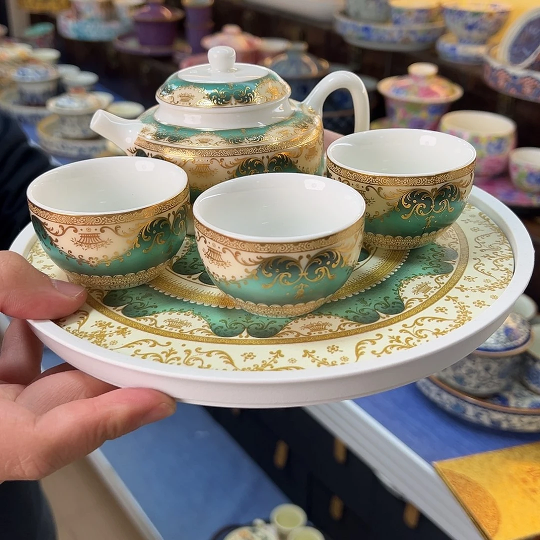 我们的目标是成为一个优秀的人