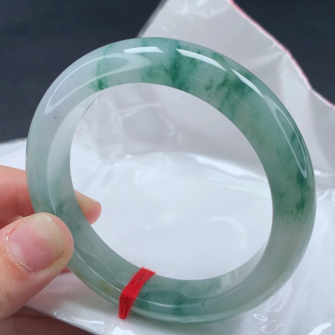 翡翠手镯未镶嵌，10号