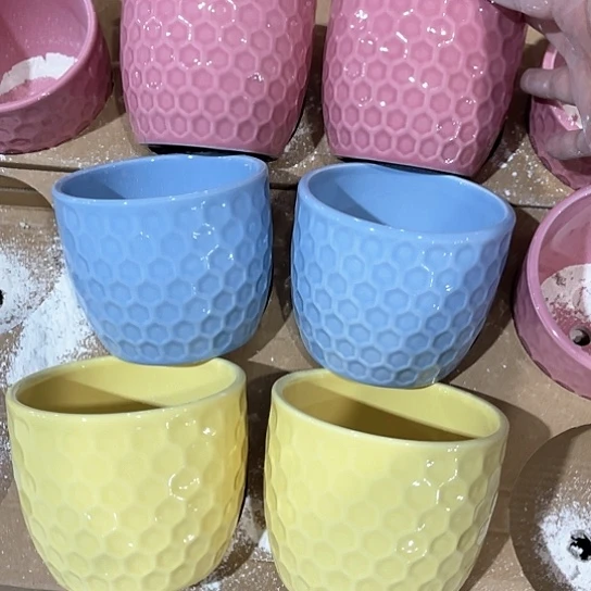 多肉绿植陶瓷花盆9.9包邮，有孔