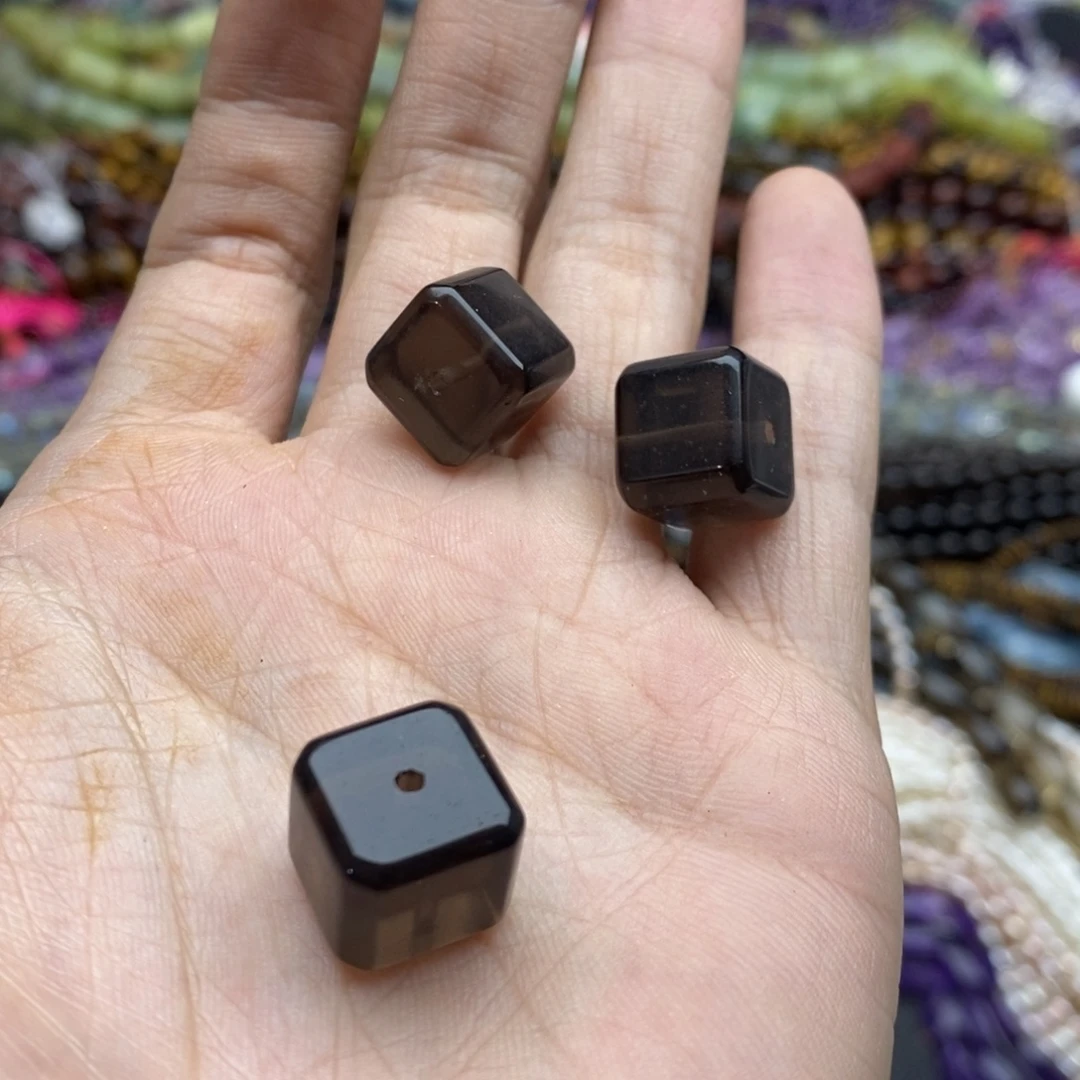 玛瑙/玉髓未镶嵌珠宝半成品一颗天然12mm冰曜石方糖