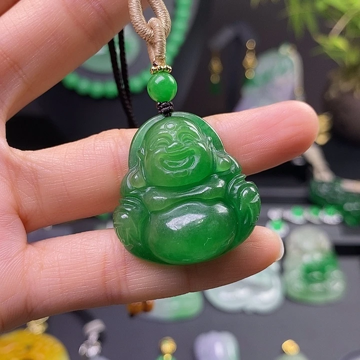 翡翠未镶嵌吊坠(赠链)