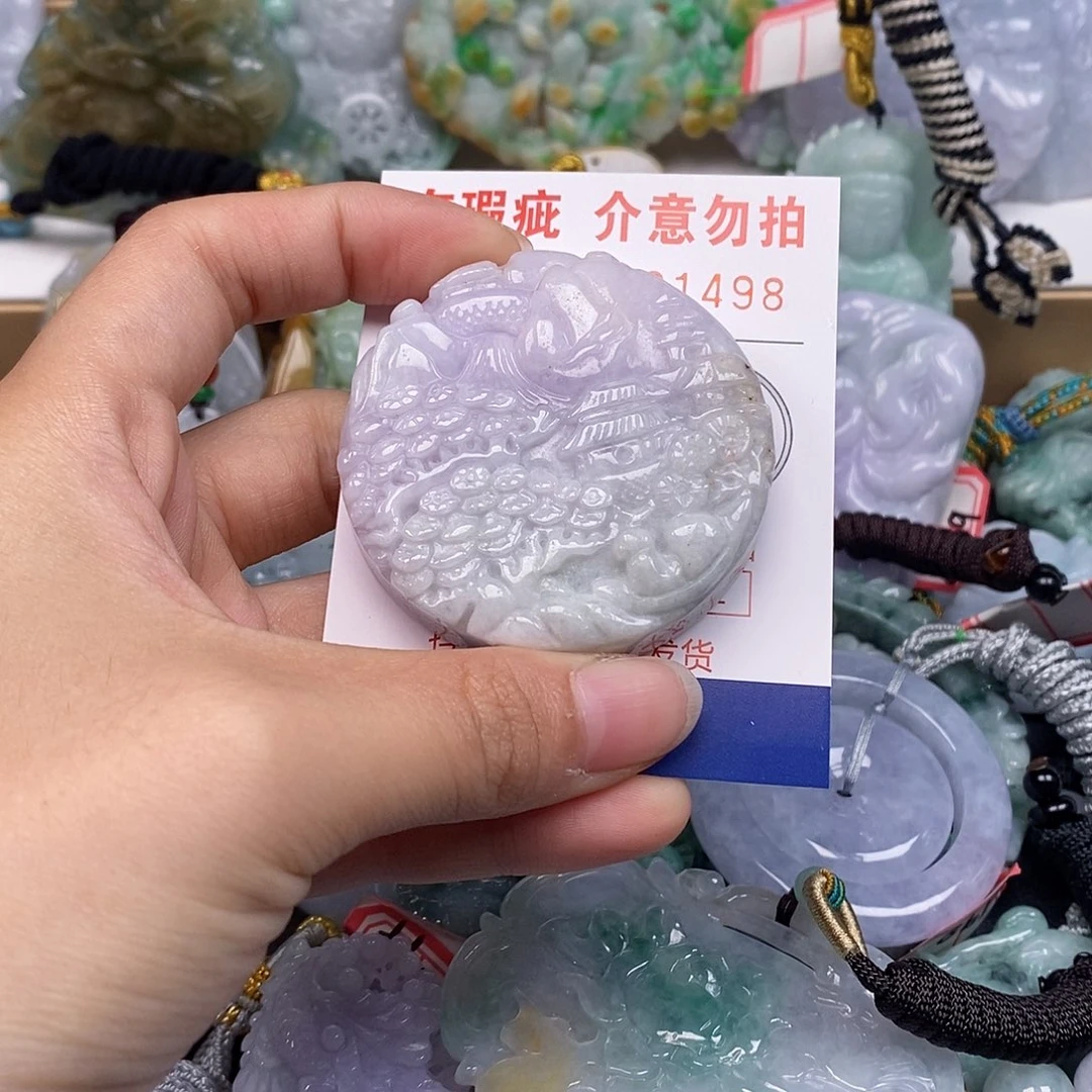 吊坠(不含链)未镶嵌翡翠