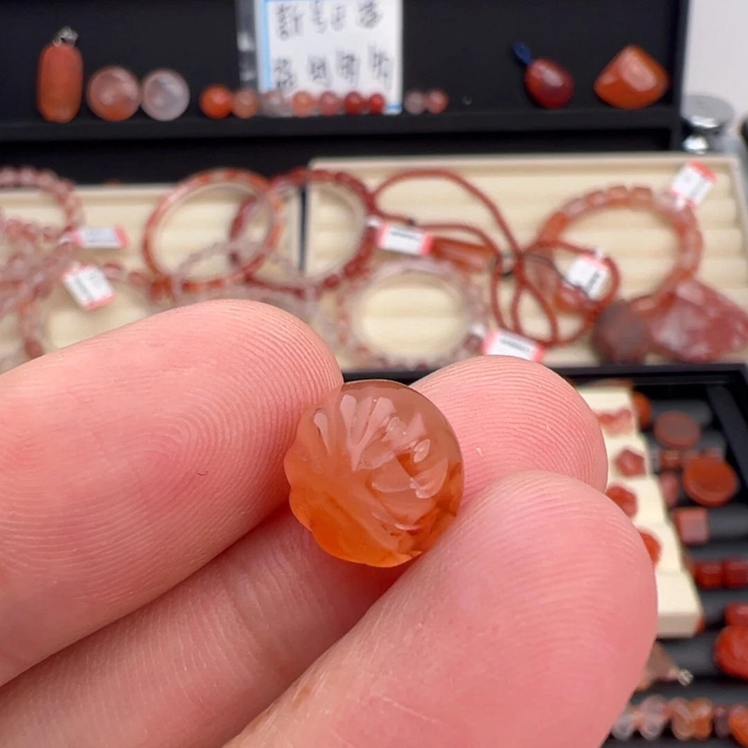 南红玛瑙未镶嵌川料冰包子1