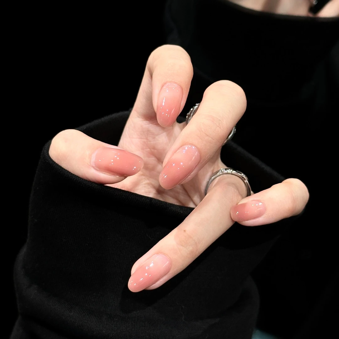 【桃之夭夭】海棠渐变裸色穿戴甲百搭简约短款美甲高级显白气质