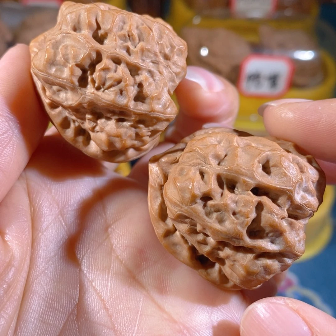 吊坠文玩核桃三角毒蟾