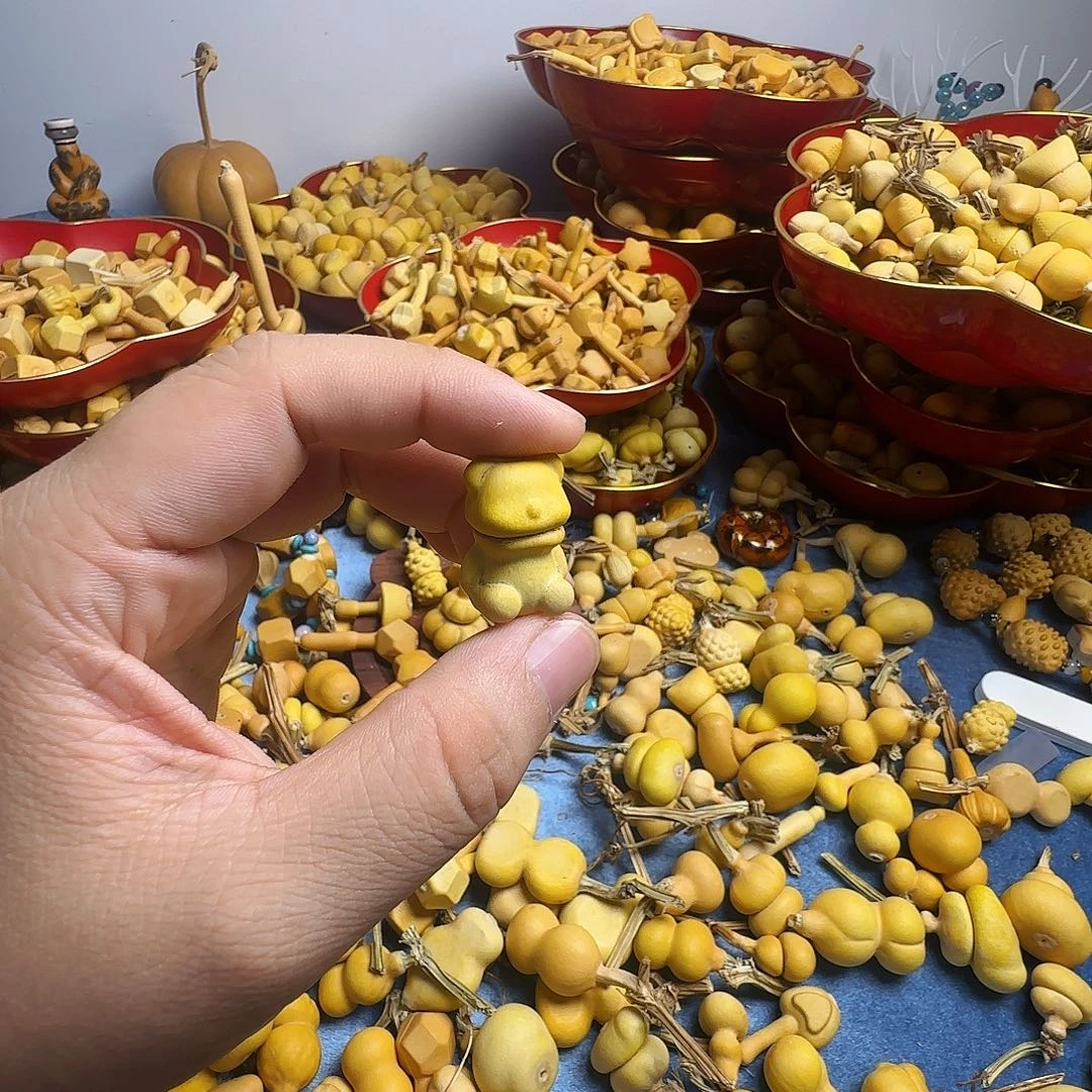 葫芦手把件小熊猫