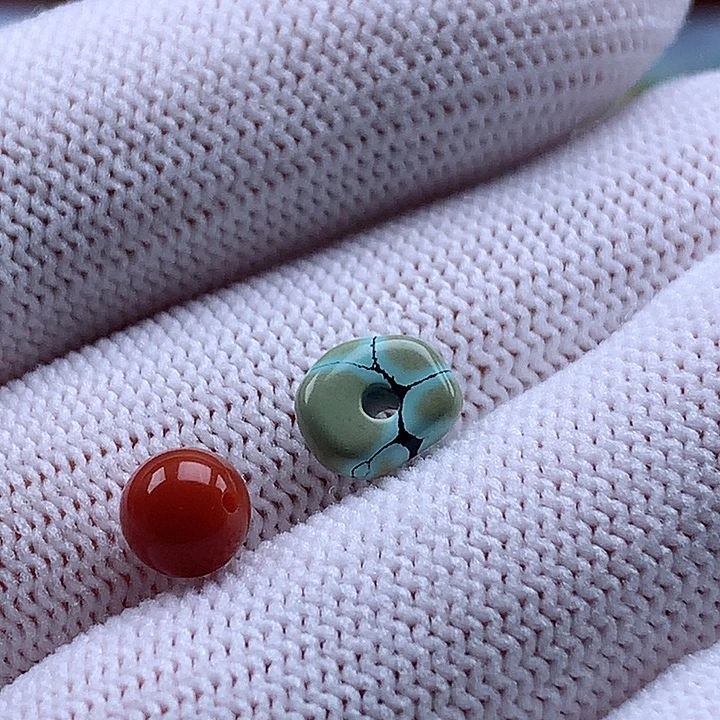 南红玛瑙未镶嵌珠宝奇石