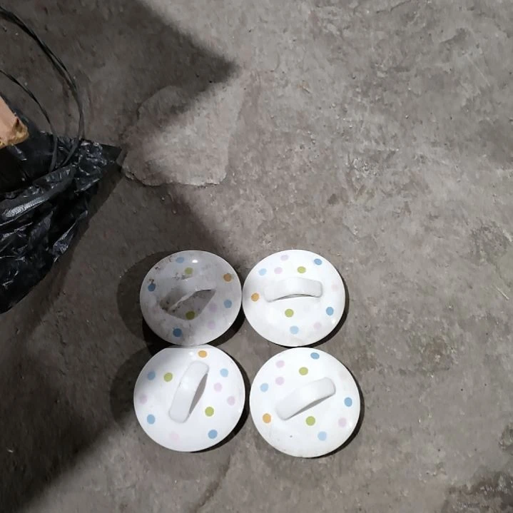 摆件陶瓷盘子碗啥都有