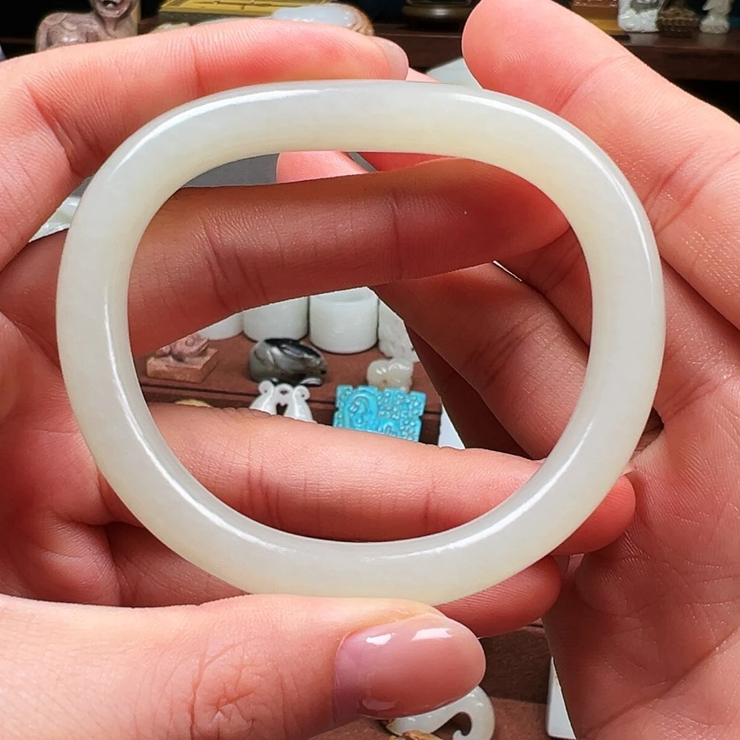 颈饰未镶嵌和田玉袁*勇