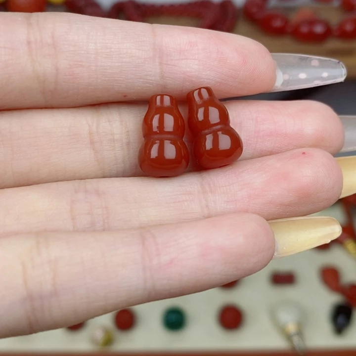 米***粒玛瑙/玉髓未镶嵌颈饰