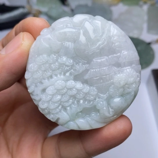 翡翠未镶嵌颈饰翡翠