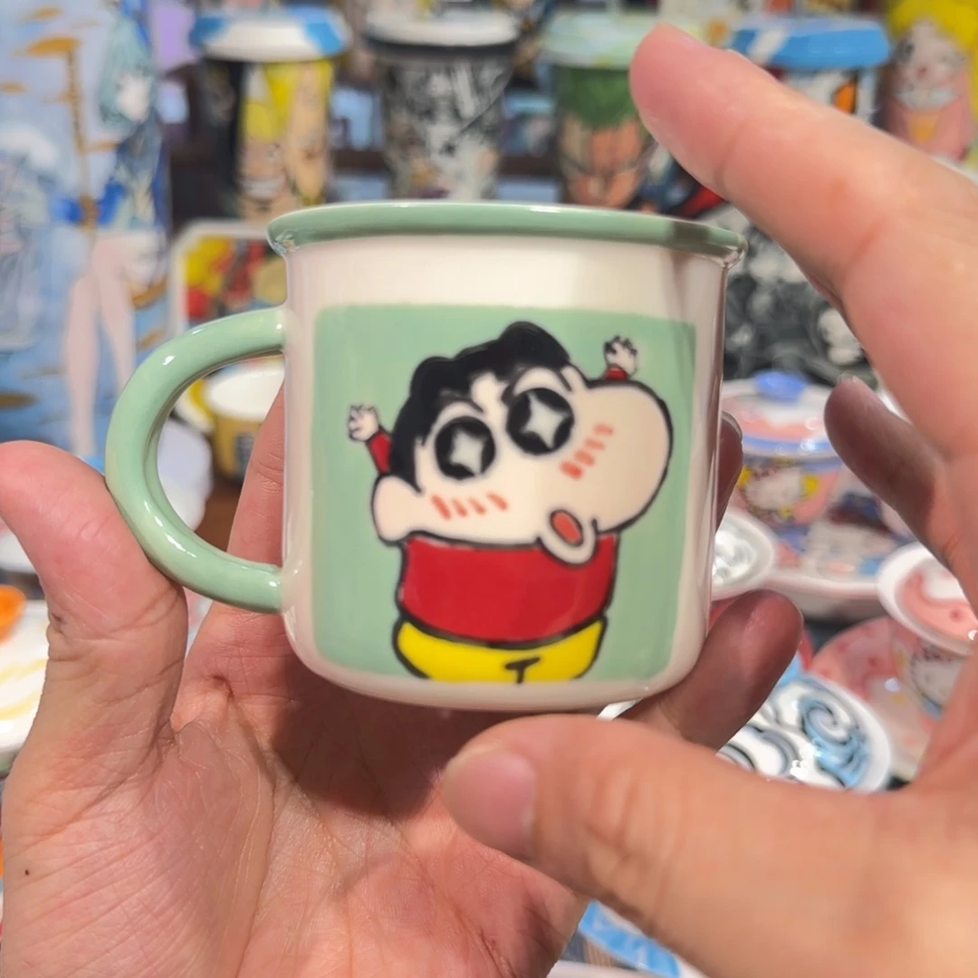 都是釉下彩手绘陶瓷