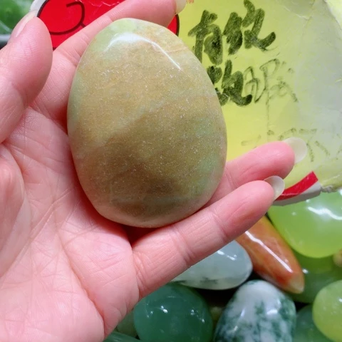 未镶嵌蛇纹石玉手把件
