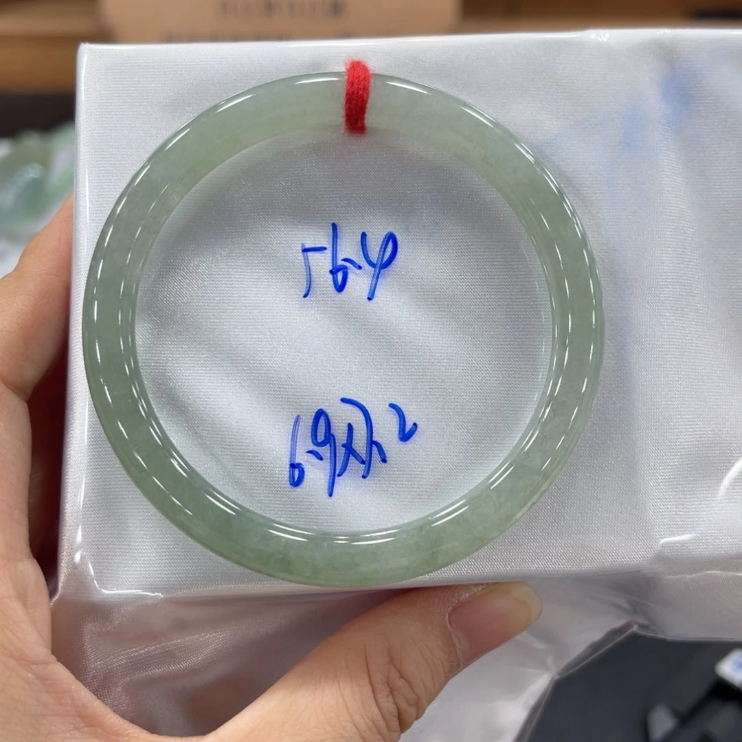 未镶嵌手镯翡翠翡翠