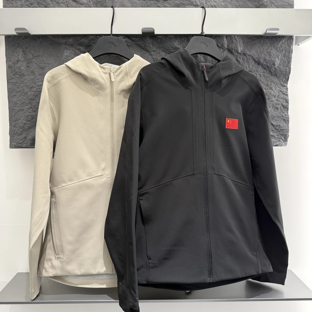 安踏【GUANJUN】休闲运动舒适梭织厚外套简约防泼水152440609-LQ新